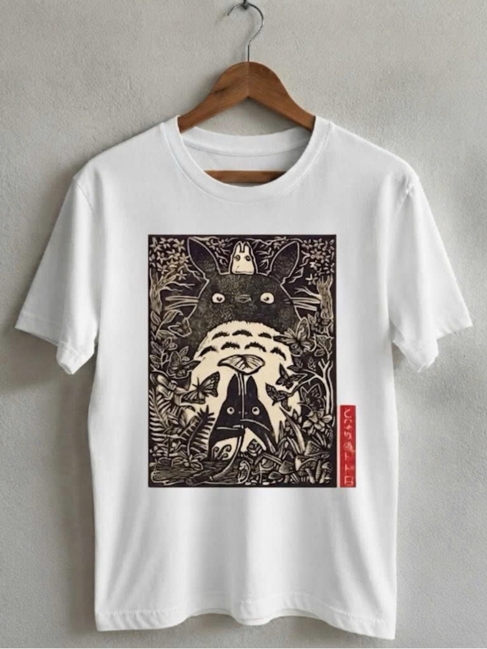 Gildan Shirt Totoro Graphic Tee